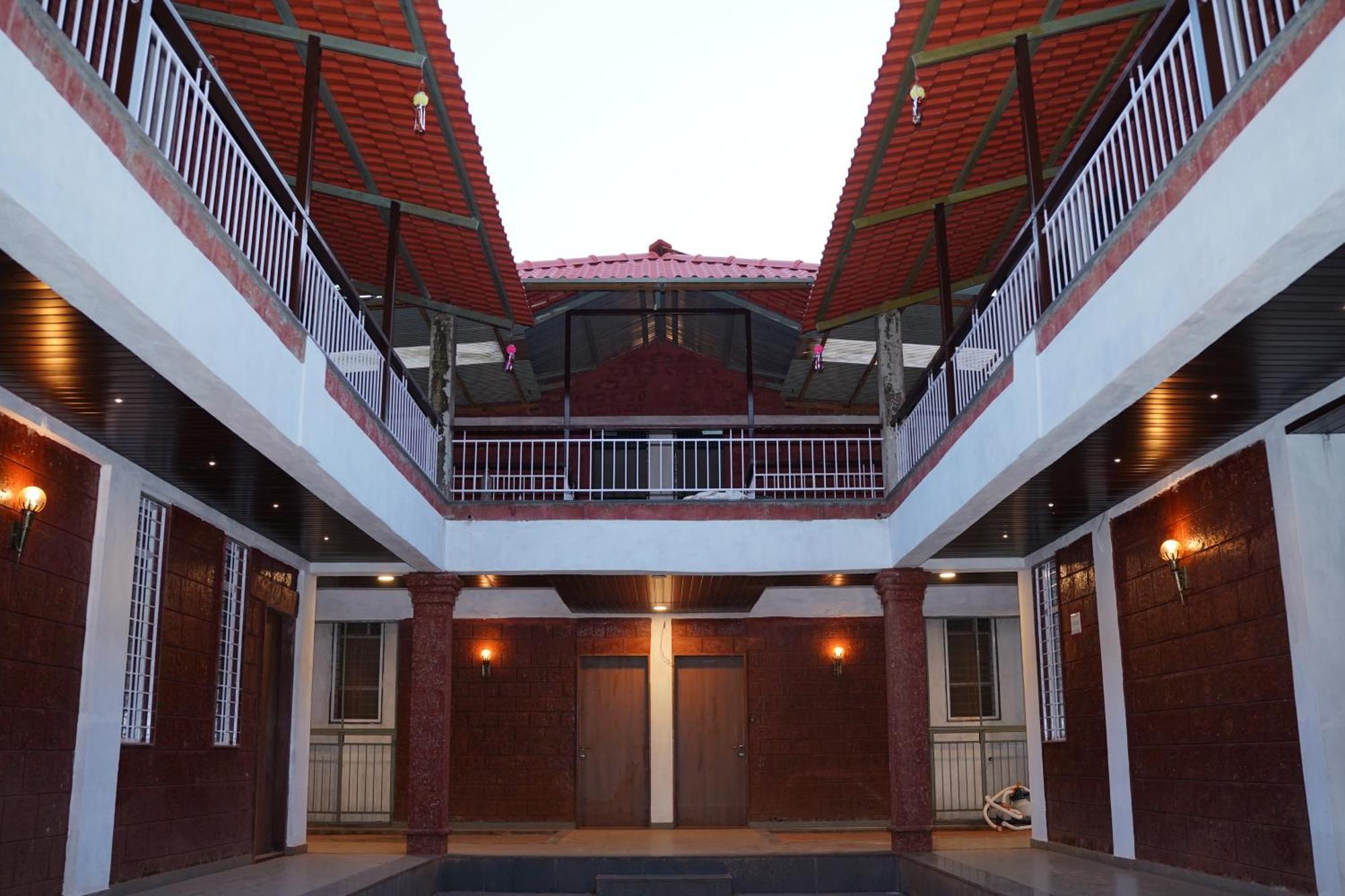 Vanvarsha Resort Chandoli Extérieur photo